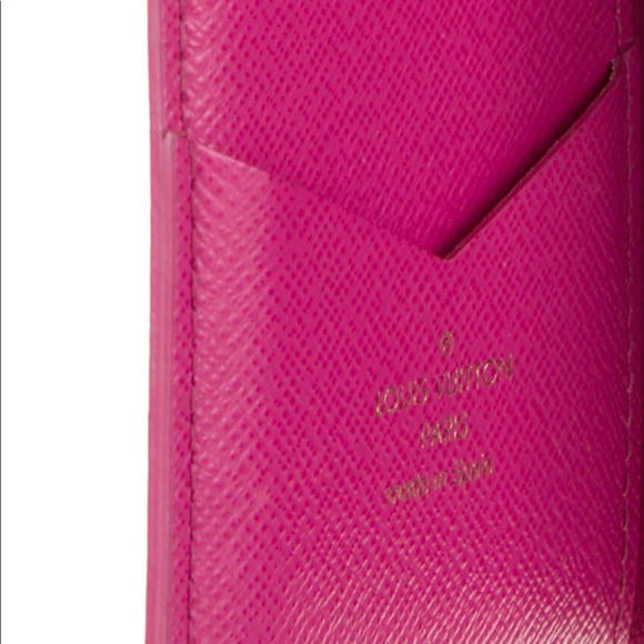 Louis Vuitton Monogram iPhone X Folio - Picture 5 of 15